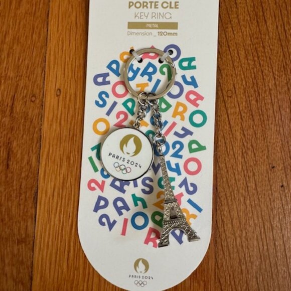 NWT OFFICIAL KEYCHAIN EIFFEL TOWER & LOGO PARIS 2024 OLYMPIC GAMES COLLECTOR - Picture 5 of 12